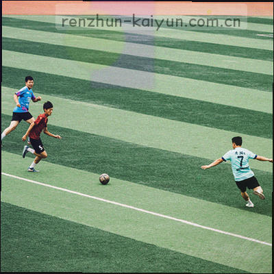 抽象速度线条与几何色块，体现赛场动感